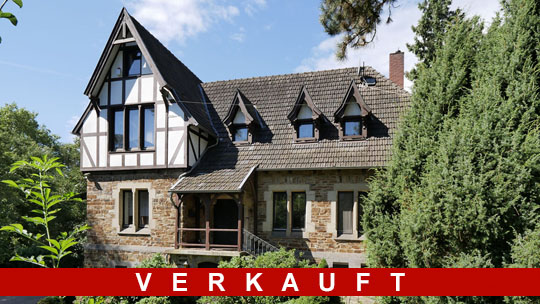 Wolf-Anwesen-Karl-Simrock-Str. 80